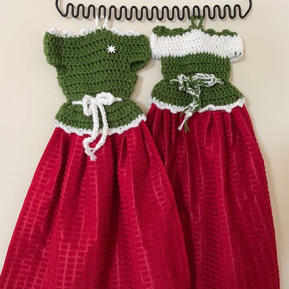 Crochet dress shape dish towels set, Valentine Gift set, Crochet Kitchen Decor - Picture 2 of 11